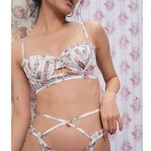NWT For Love and Lemons vintage victorian floral print Lailah bra back tie. XS